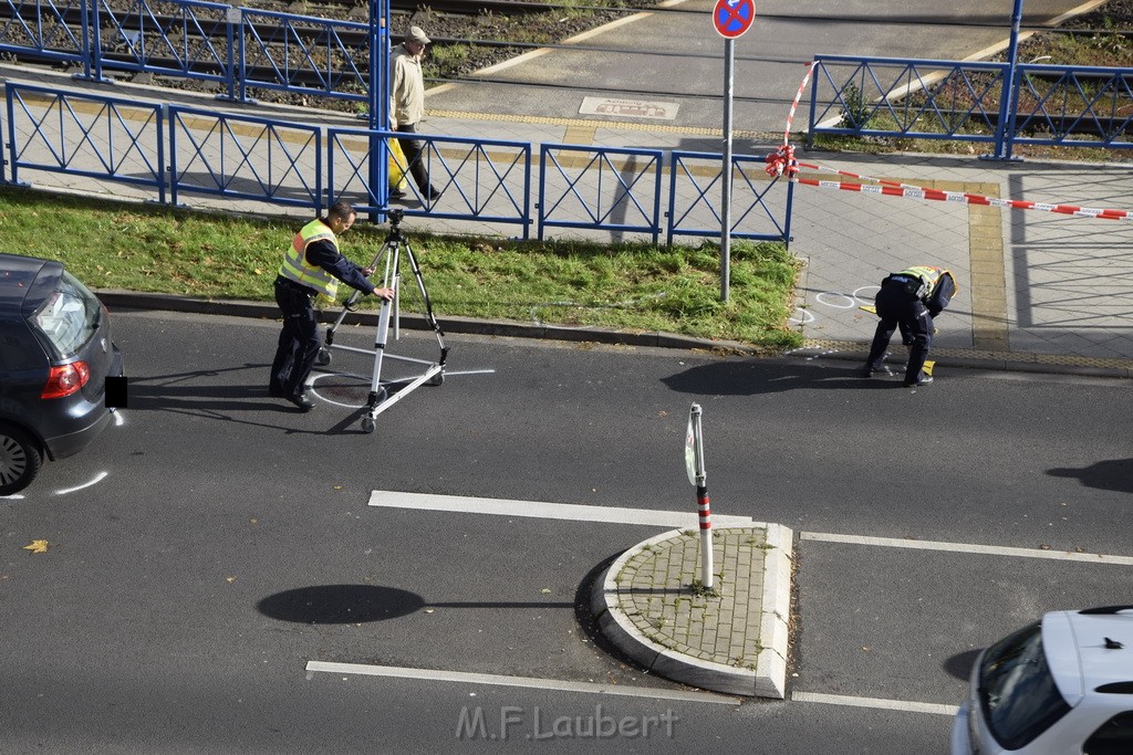 VU 2 Fussgaenger angefahren Koeln Muelheim Von Sparstr Marktgrafenstr P19.JPG - Miklos Laubert